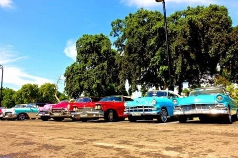 Vintage Cars in Havanna
