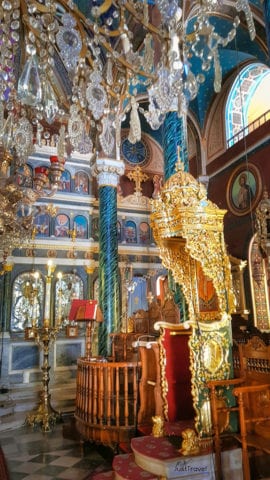 Der Sitz der Priesters, Die Kirche der Mariä Himmelfahrt