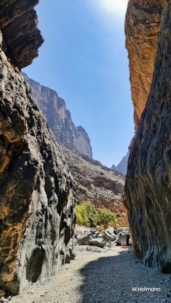 Steile, senkrechte Felswände des Snake Canyon