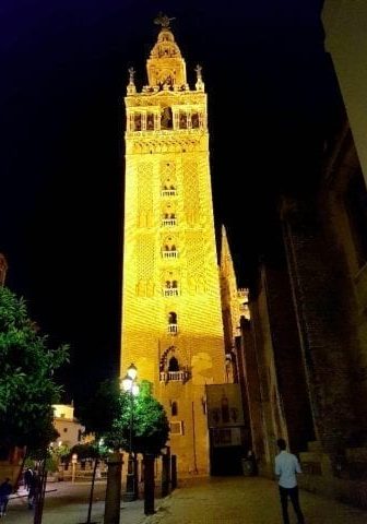 Giralda Bei Nacht, Sevilla